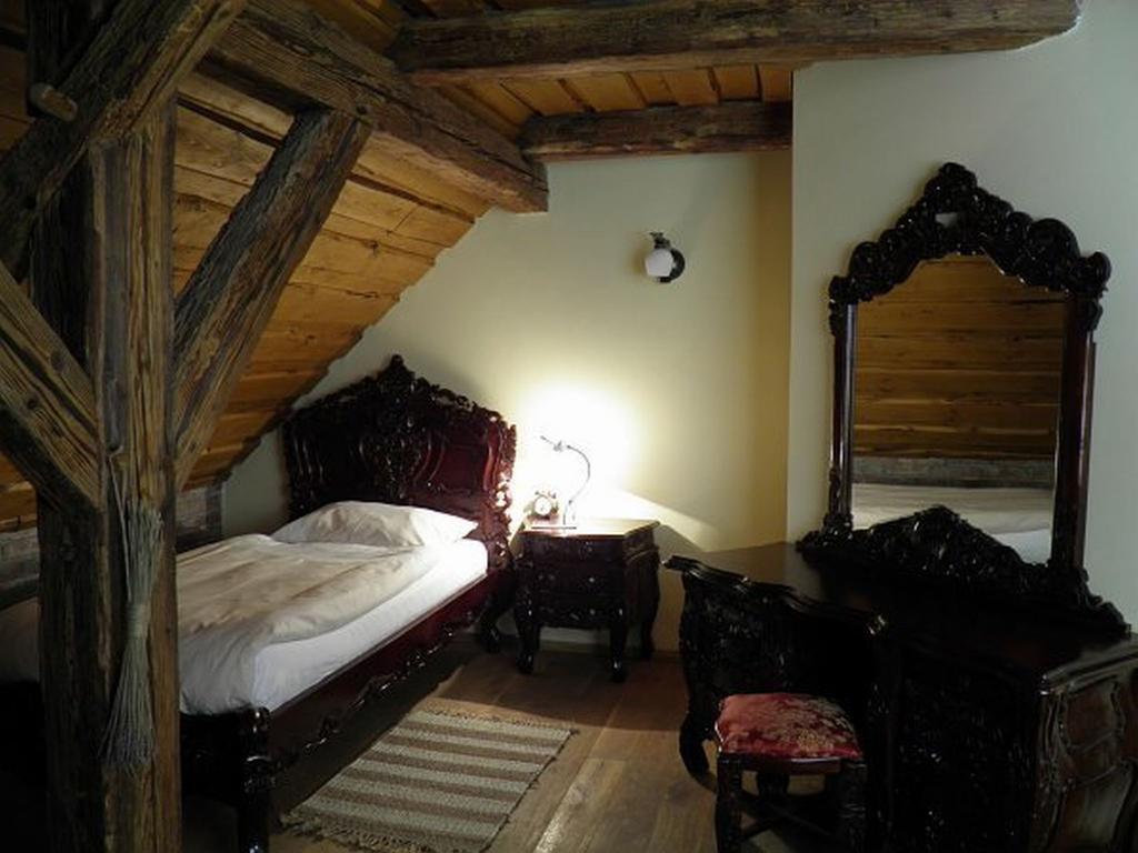 Dvur Olsiny -Hotel And Horse-Riding Karvina Room photo
